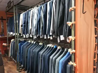 Corvari Fashion