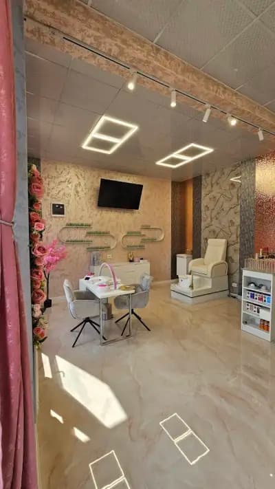 M.A.Y. Beauty Studio by Асинка Огнянова
