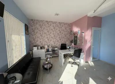 Ellian Nail Bar