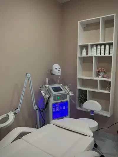 Linea Beauty Studio | Професионален козметик