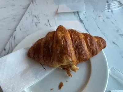 COSTA COFFEE - Freshly Baked