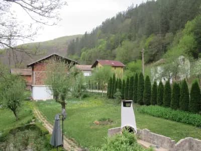 Светещата къща