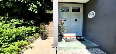 Mili's Bed and Breakfast Guest House