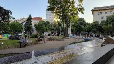 Градинката при хотел България