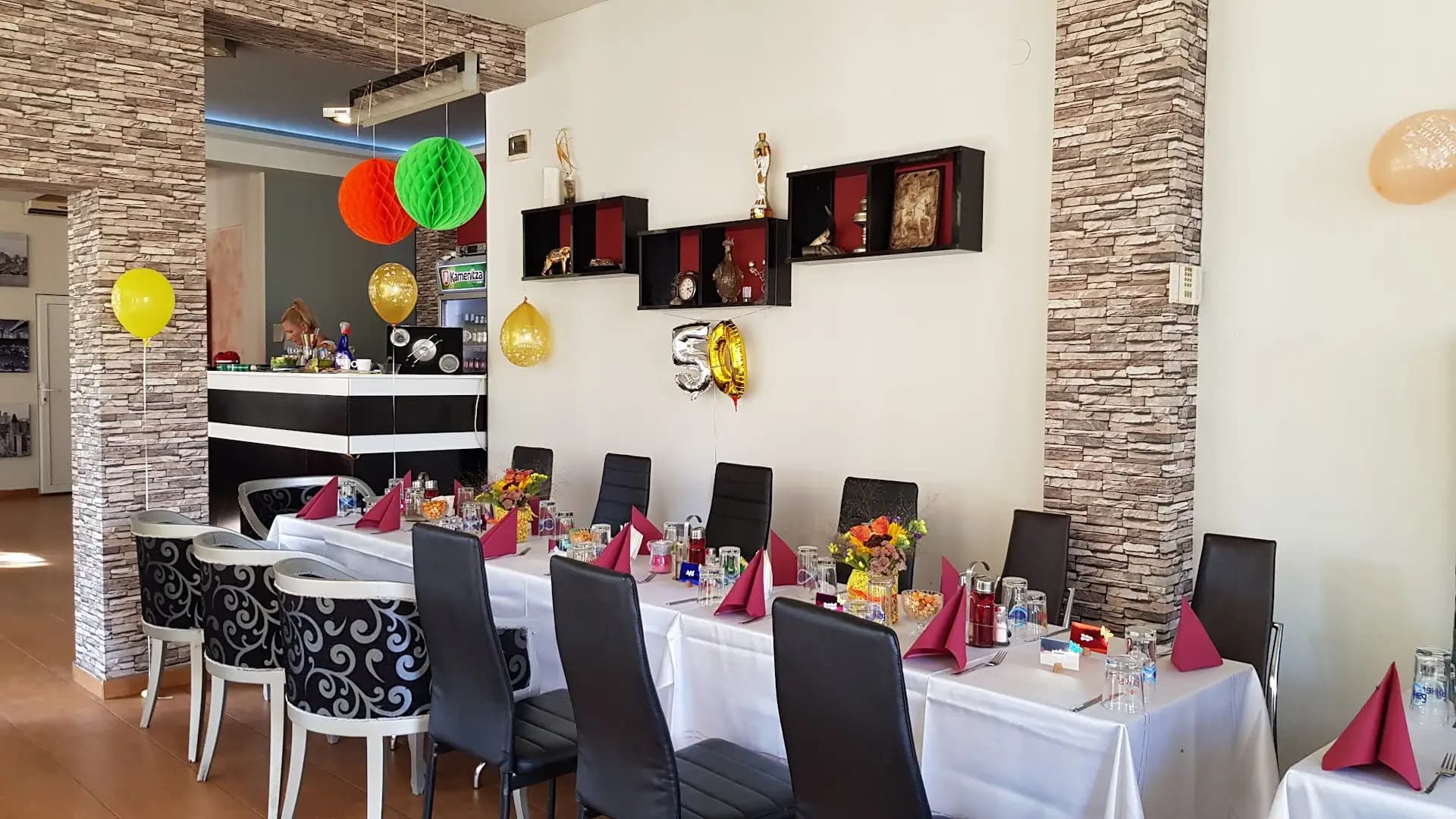 Bistro De Novo