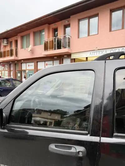 Demirev Window tint