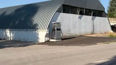 Станция за зареждане Fines