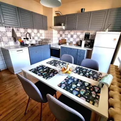 Spacious 3 bedroom apartment
