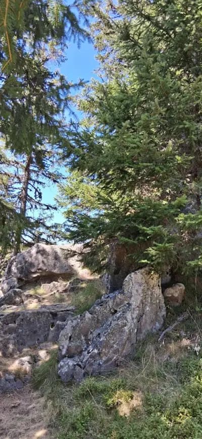 Snezhanka Rocks