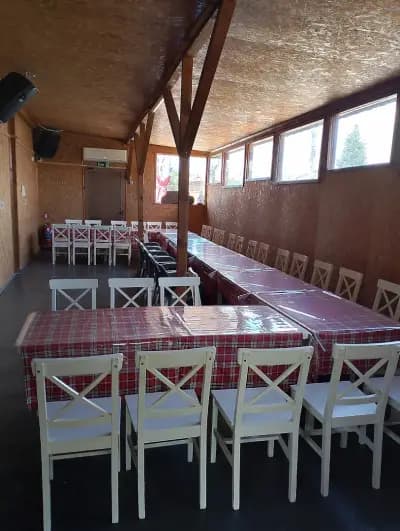 Stariya orekh lesnovo