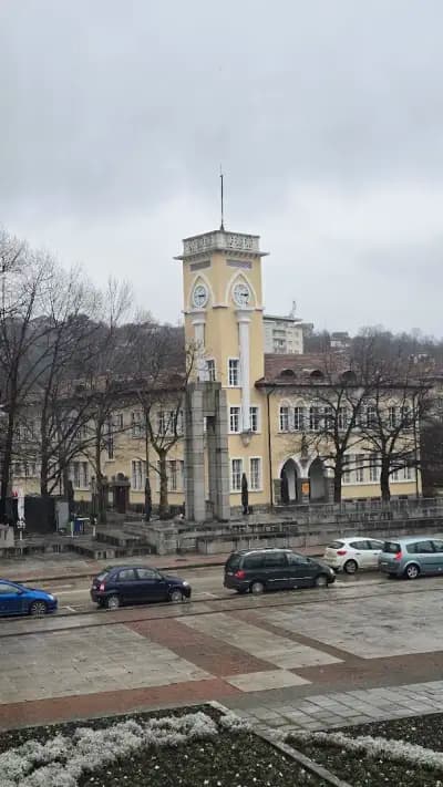 Зала "Възраждане"