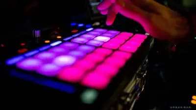 Ремонт Компютри и Софтуер,DJ Агенция и Услуги