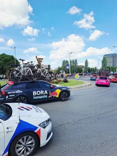 Giro d’Italia statue