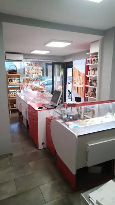 магазин за млечни и месни продукти