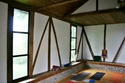 Yoga Dharma BG