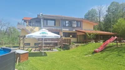 Guest house-restaurant St. George / Къща за гости-ресторант Свети Георги