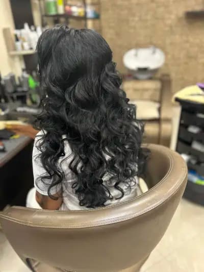 Салон за красота Vouge Hairstyle Габрово