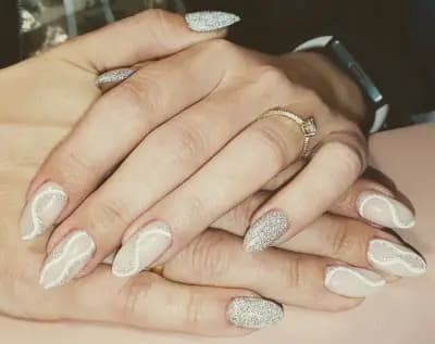 CONTRAST nail salon Габрово / No name studio