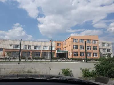 Средно училище „Васил Левски“