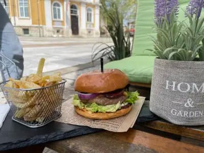 Lavanda Burger Bar