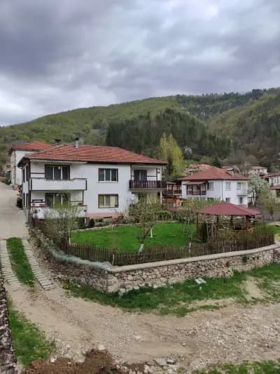 Къща за гости Изгрев Смилян
