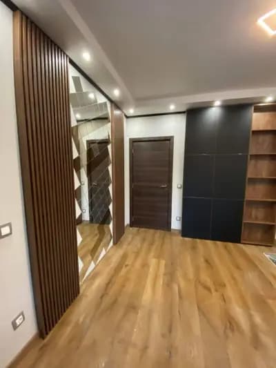 "Арт дизайн мебел" ООД