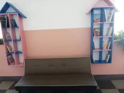 ОУ "Христо Смирненски"