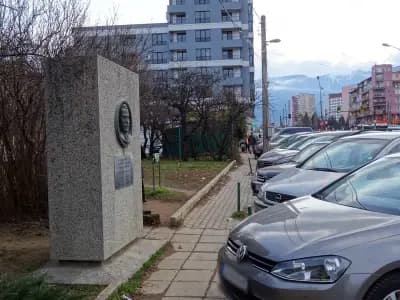 Паметник на Димитър Грънчаров
