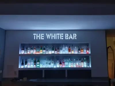 The White Bar