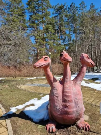 Пещера Леденика