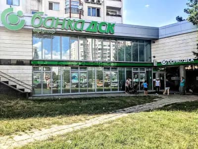 Банка ДСК