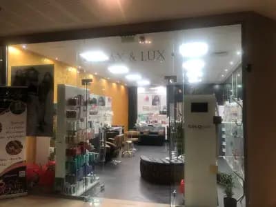 Кола маска, фризьор, солариум, студио RELAX & LUX