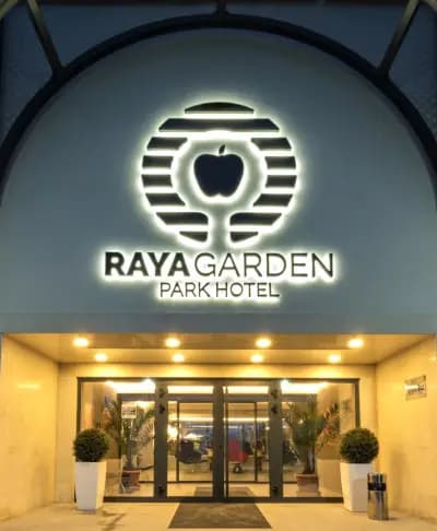 Park Hotel RAYA Garden