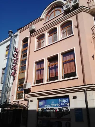 Central Family Hotel