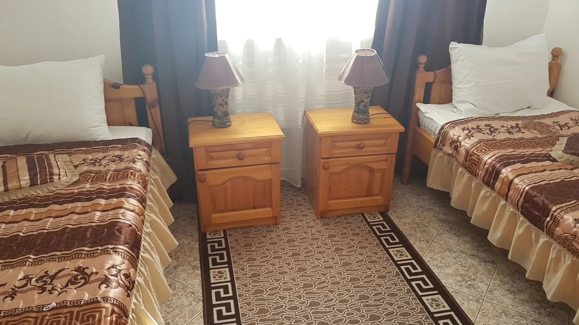 MOTEL INTERNATIONAL