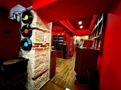 Vinyl Home Varna