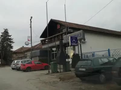 Специализиран сервиз за Мерцедес-Поликраище