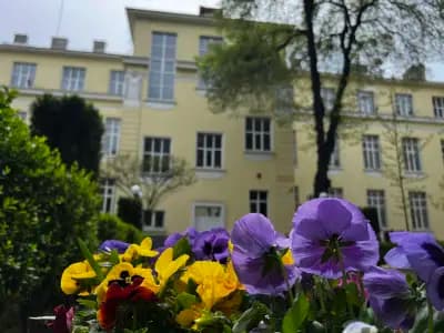 18. СРЕДНО УЧИЛИЩЕ „УИЛЯМ ГЛАДСТОН“