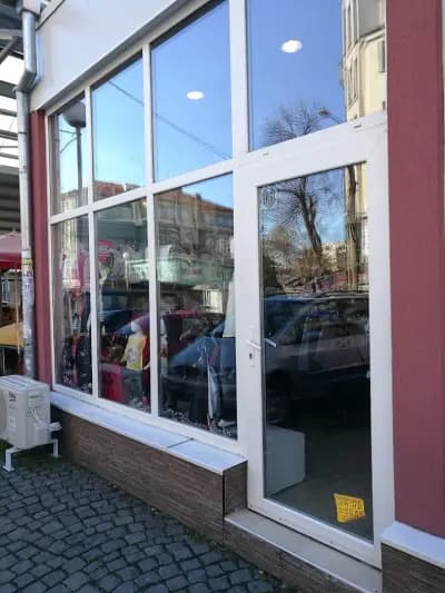 Магазин за детски дрехи и играчки "Буболино" Кичук Париж Пловдив