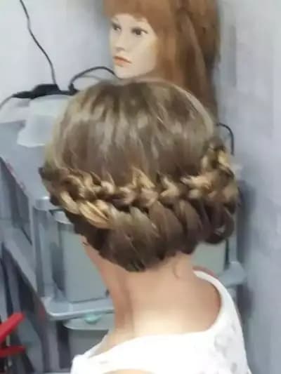 Фризьорско Студио Тя и Той