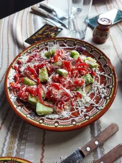 Стария Чинар Македония