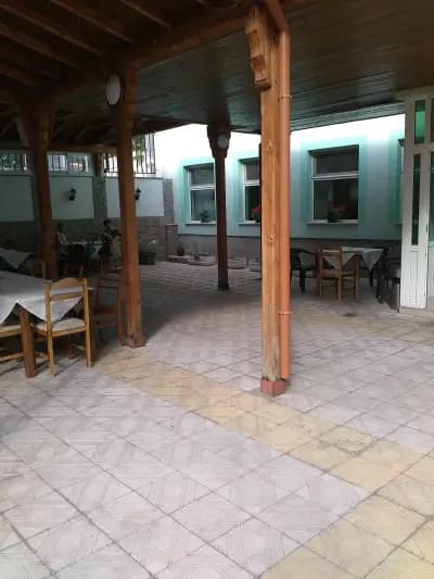 Хотел Царевец