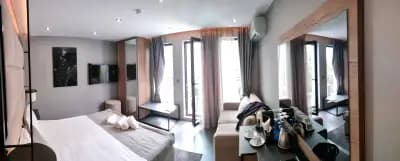 SOHO Apart House