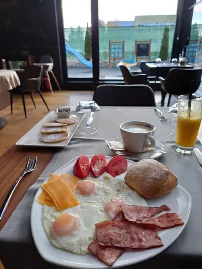 Adella Boutique Hotel - Free Secured Parking