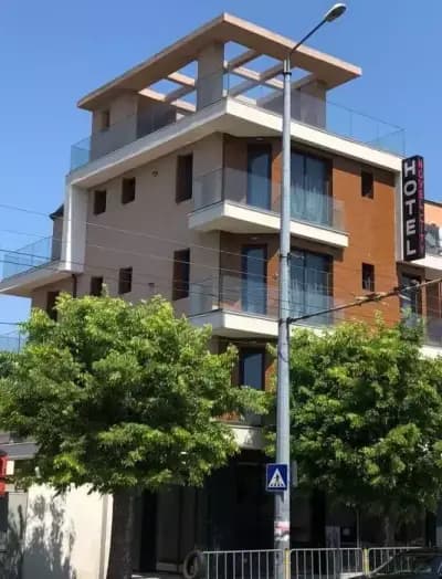Family Hotel Novel City