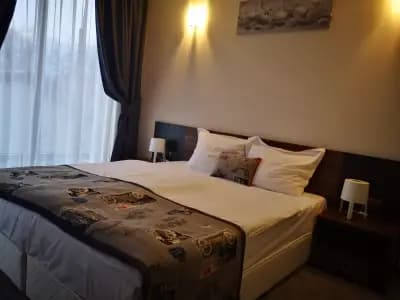 Family Hotel Novel City