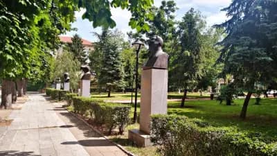 Стопанска академия "Димитър А. Ценов"