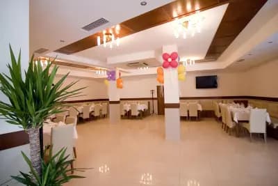Arena Tarnovo Hotel -Free Private Parking