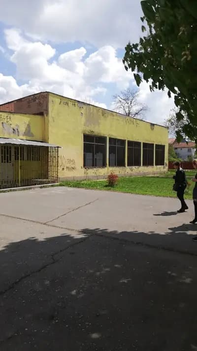 СУ 130 Стефан Караджа