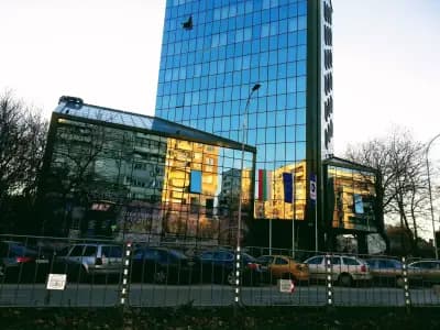 Admiral Real Estate офис наеми